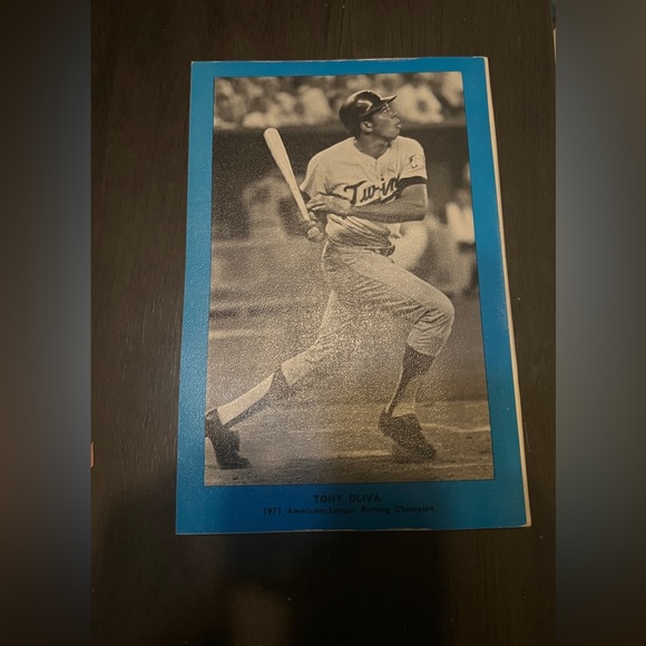 The Sporting News 1972 edition, excellent used condition, kept in pristine shape - Picture 3 of 4